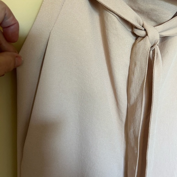 ARITZIA Babaton Blush Pink Strapless Neck Ruffle Detail Flutter Jumpsuit Size 00 - Picture 4 of 13